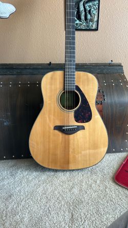 Yamaha FG800J used