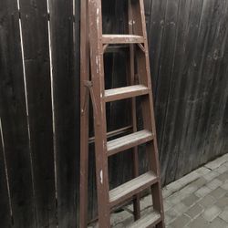 Step Ladder 