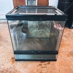 18X18X20 Zilla Terrarium/Enclosure