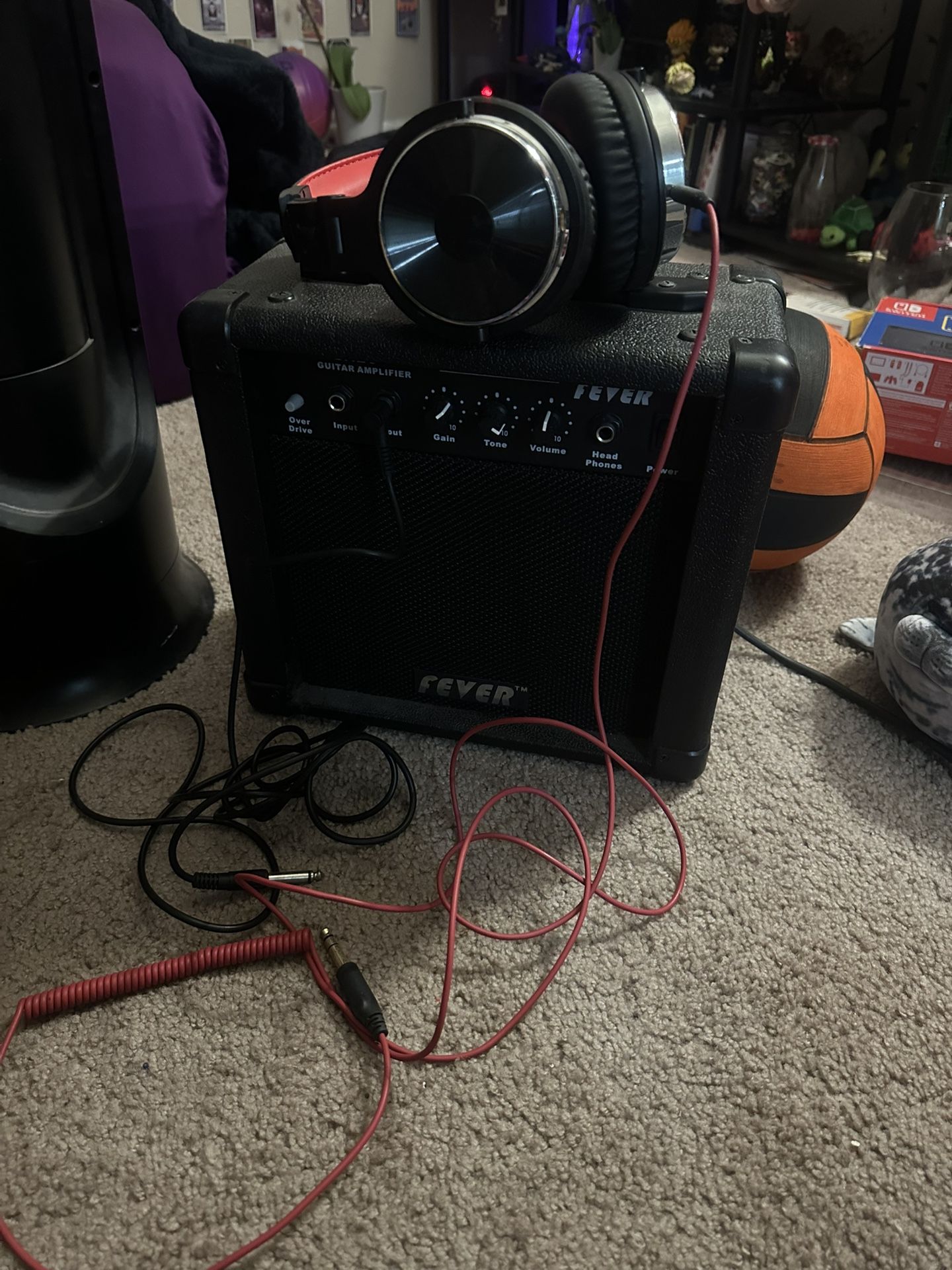 fever amp + oneodio headphones + guitar cord 