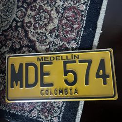 Columbia Plate  Purchased In Columbia As Souvenir Brand New Sealed 