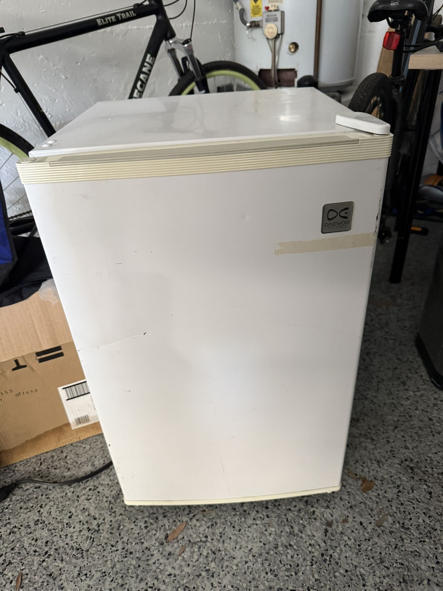 Mini Fridge