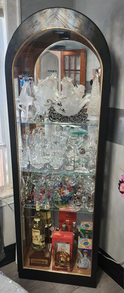 Arched Curio