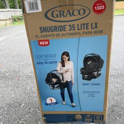 Graco Car Seat NEVER USED 