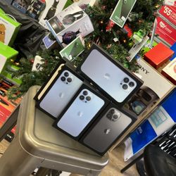 iPhone 13 Pro Max Unlocked Carrier Available