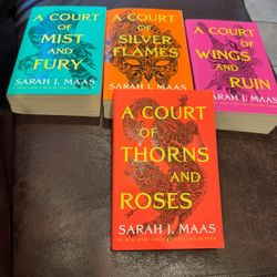A court of thorns and roses book lot