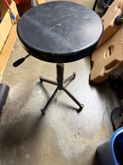 Posing Stool
