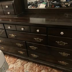Solid Wood Dresser Drawer With Mirror