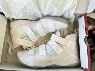 Lebron Soldier Xi White/pure Platinium Size 11