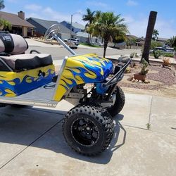 EZ GO ELECTRIC GOLF CART 48 VOLT