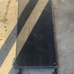 Aire Acondisionado Condenser Para Chevy Tahoe Suburban Yukon Denali 