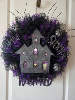 Halloween Wreath, Excellent Condition