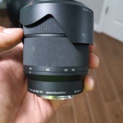 Lens Sony 28-70mm 3.5-5.6 OSS