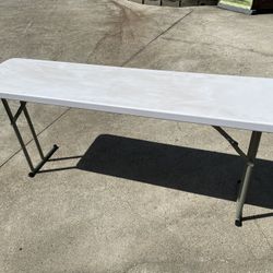 6ft Fold Up Table