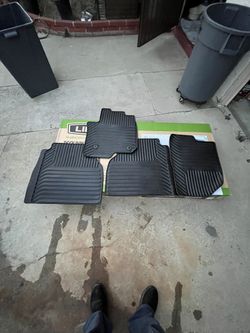 Floor Mats Off A 2022 GMC Sierra Crewcab