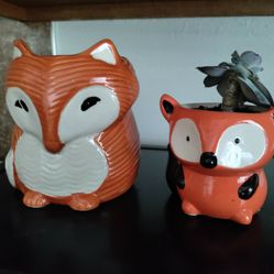 (2) Glass Orange Fox Planters! One W/Live Plant!