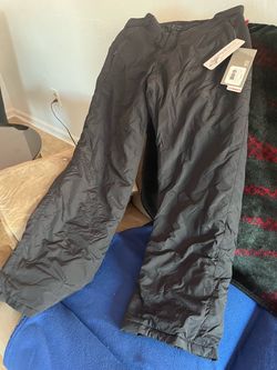 Water resistant mens pants