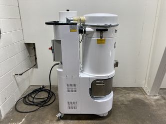 Nilfisk VHW440 Industrial Vacuum