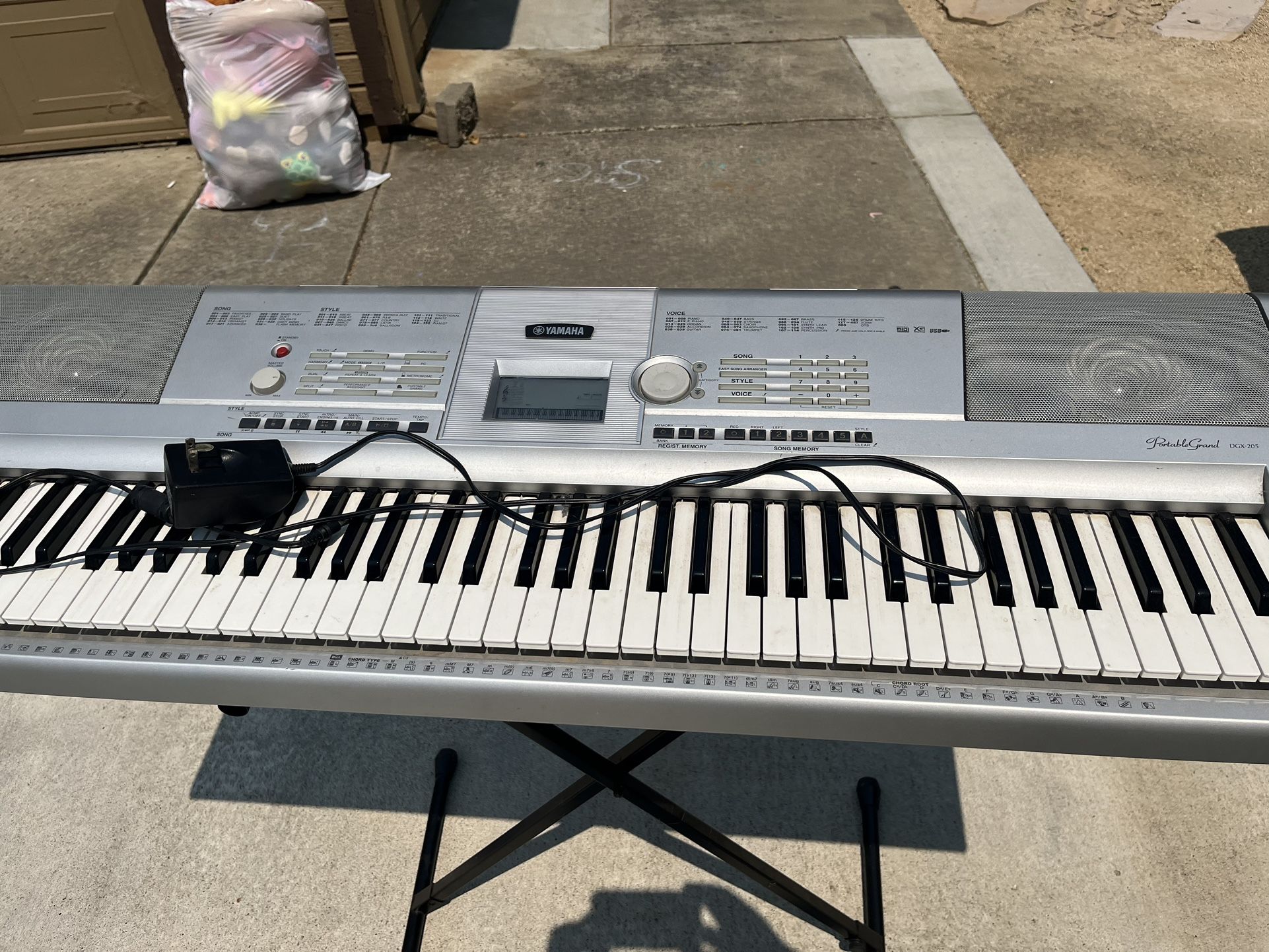 Yamaha Portable Grand DGX205  Keyboard $60