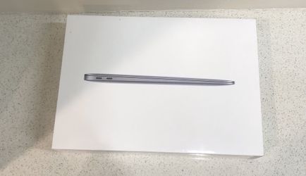Brandnew MacBook Air 13” Early 2020