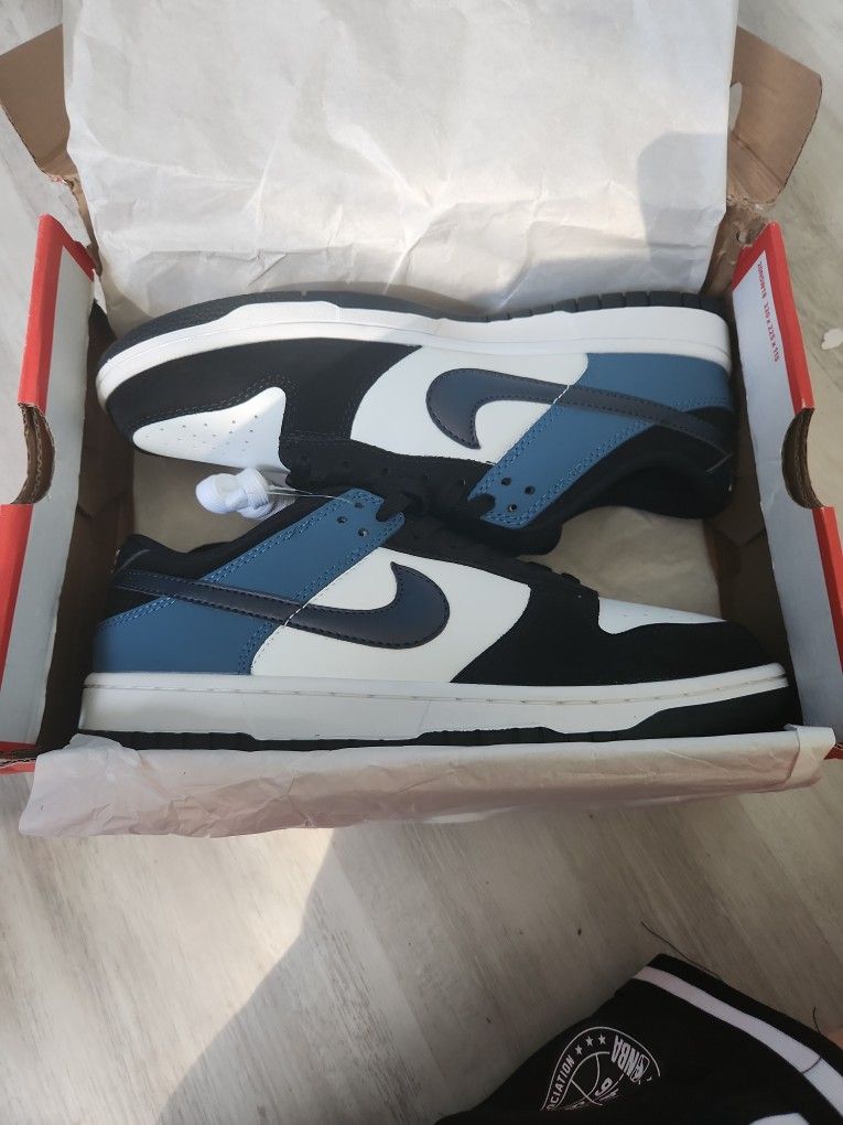 Nike Dunks