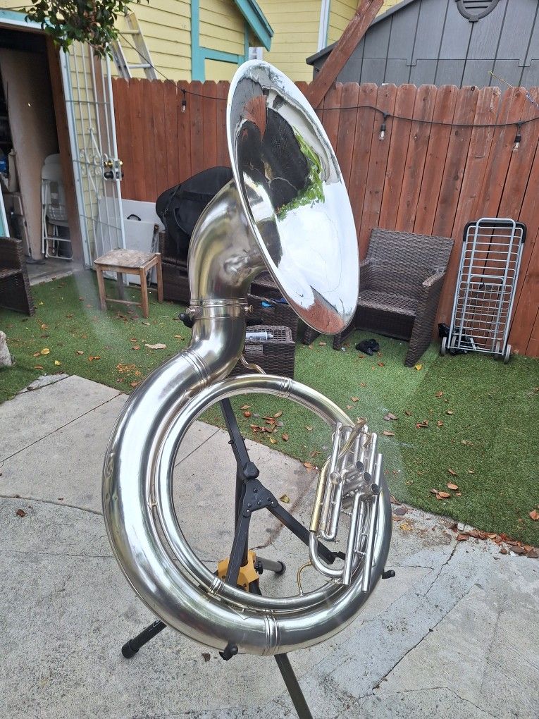 Tuba