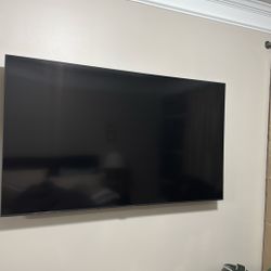 75 Inch 4K Crystal UHD Smart Samsung TV For Sale