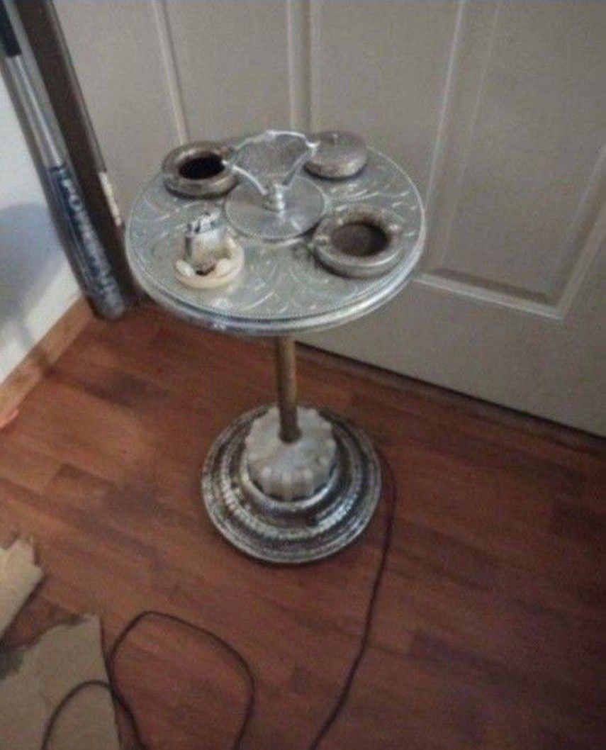 Rare Hard To Find Antique 1930s Light Up Ashtray