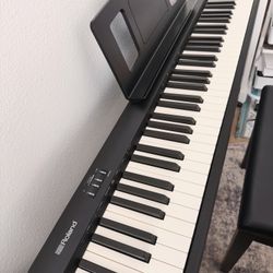 Roland FP-10 Digital Piano + KSC-FP10 Dedicated Stand