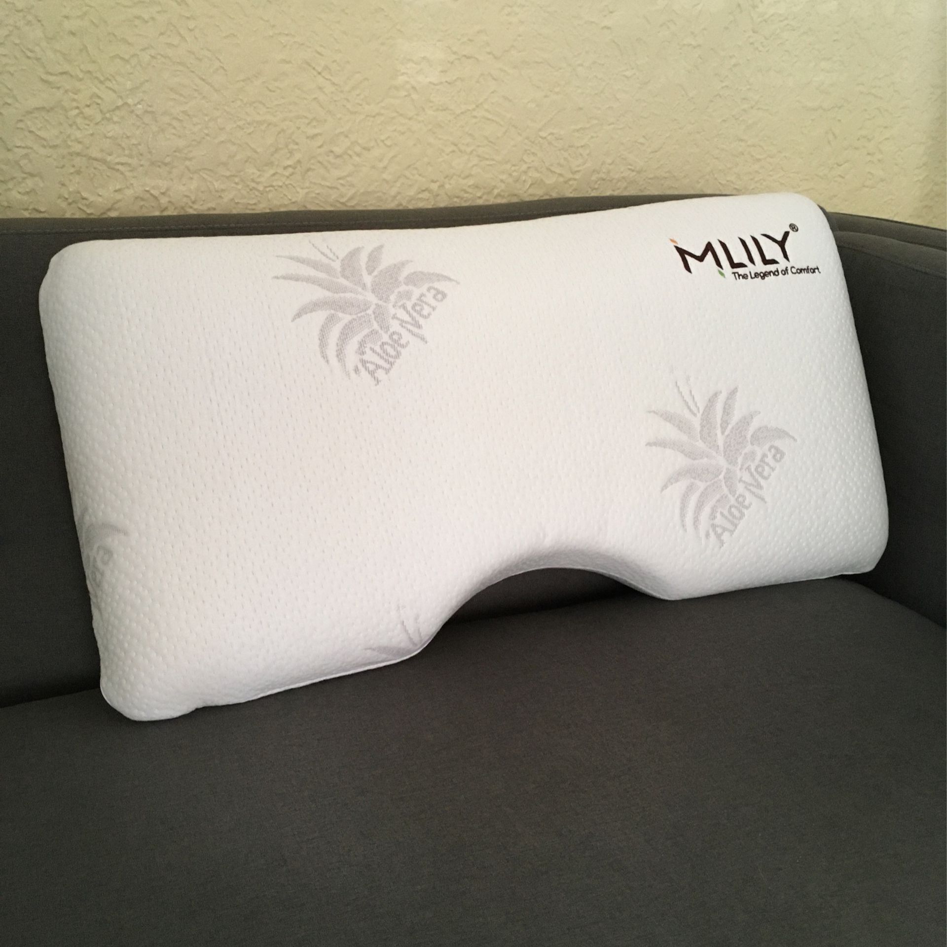 MLILY Pillow