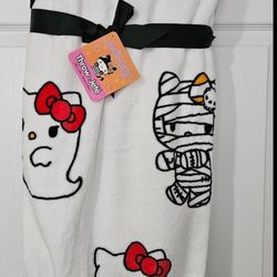 Hello Kitty Halloween Blanket