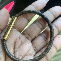 LV BRACELET 