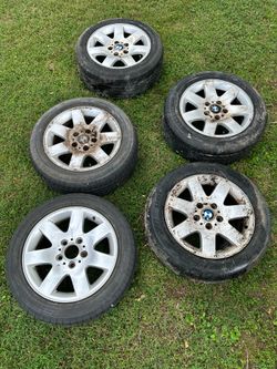 5 BMW 2003 3 series rims with tires