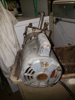 FREON VACUUM RECOVERY PUMP DAYTON MOD 4Z577