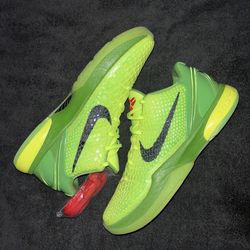 Kobe 6 “Grinch”