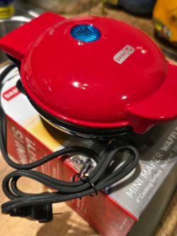 DASH Mini waffle maker