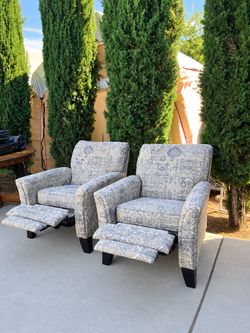 Reclining Accent Chairs!