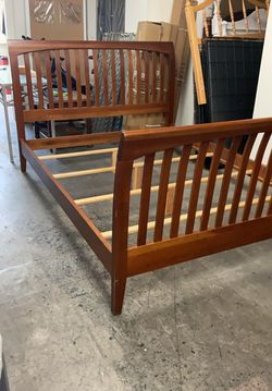 Queen Bed Frame Headboard Footboard
