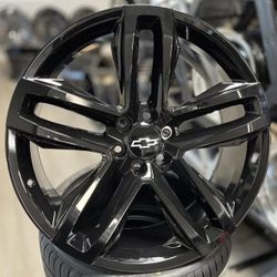 24” Gloss Black Trail Boss Gmc Sierra AT4 Silverado Tahoe Truck Wheels Tires Set