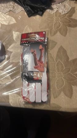 fingerless gloves