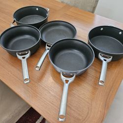 Calphalon Cookware Set