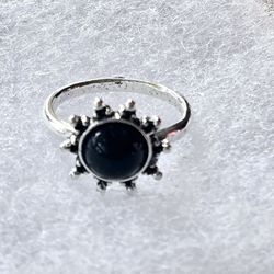 UNIQUE SUNBURST BLACK ONYX NEW POLISHED CABECHON SIZE 6 RING