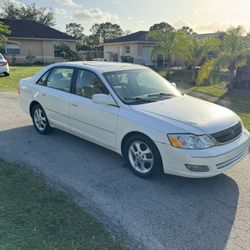 2002 Toyota Avalon XLS – $2,000 OBO
