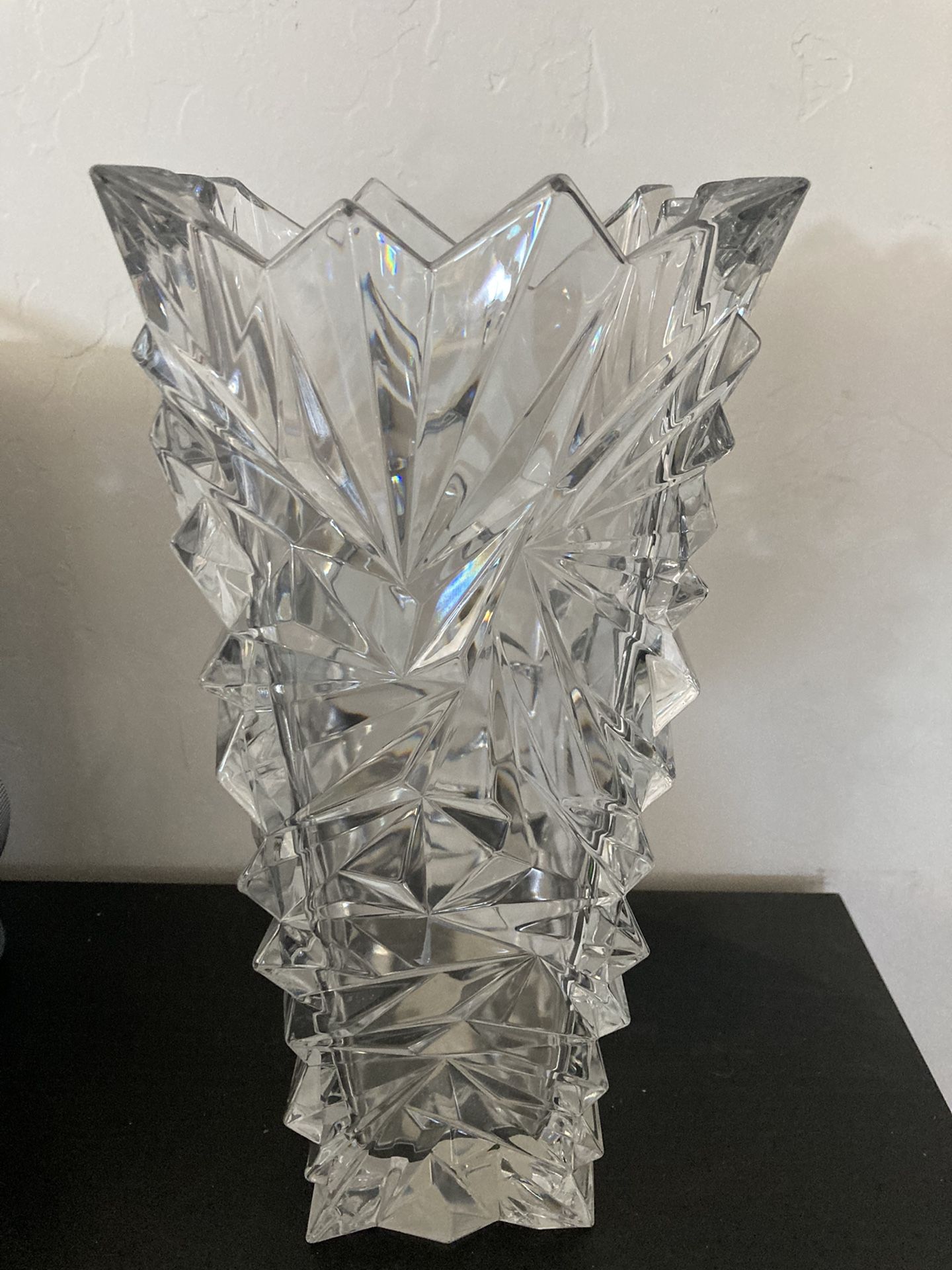 Mikasa Glacier 12” Lead Crystal Flower Vase