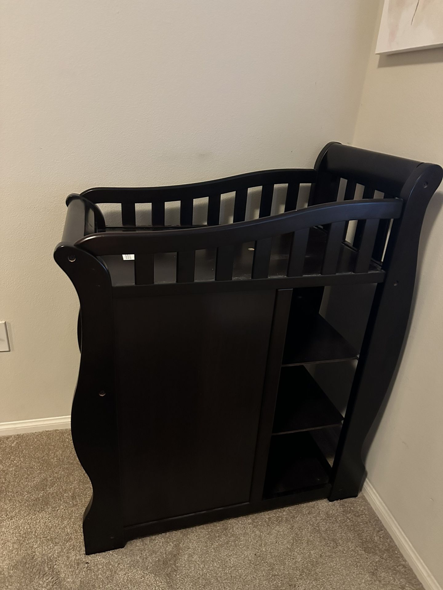 Baby changing table