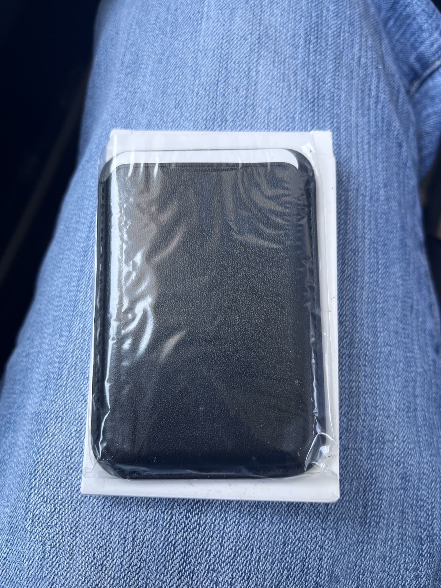 MagSafe Magnetic Wallet