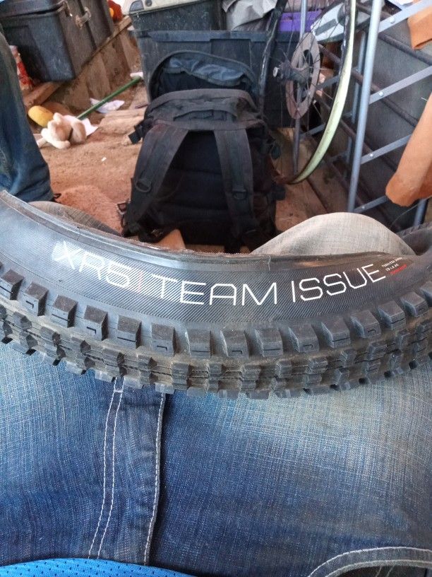 Bontrager Xr5 Team Issue 29x2.80 Tubeless Ready