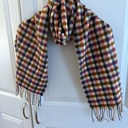 Multi-coloured cashmere scarf with fringe #cashmereaccessories  