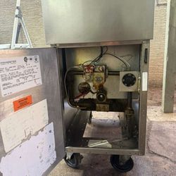 🔥 Natural Gas Commercial Fryer – Ready to Work!