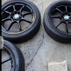 Wheel 17 4 Lugs Universal